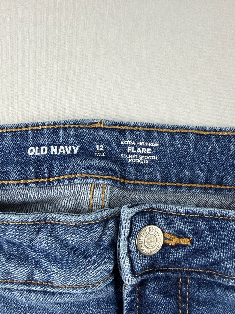Old Navy Extra High Rise Flare Jeans Women's Size 12 Tall 32" Inseam - Picture 5 of 8